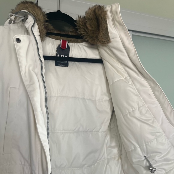 Halley Hansen Snow Jacket - Picture 4 of 4